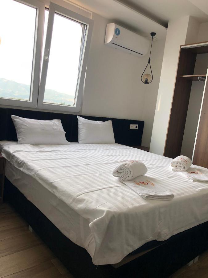 Kubi Hotel Struga Dış mekan fotoğraf